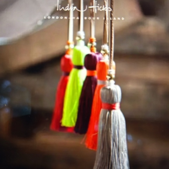 INDIA HICKS Bundle: Junkanoo Tassel + Beetle 🪲 Scarf in Aubergine/Orange - Picture 7 of 7